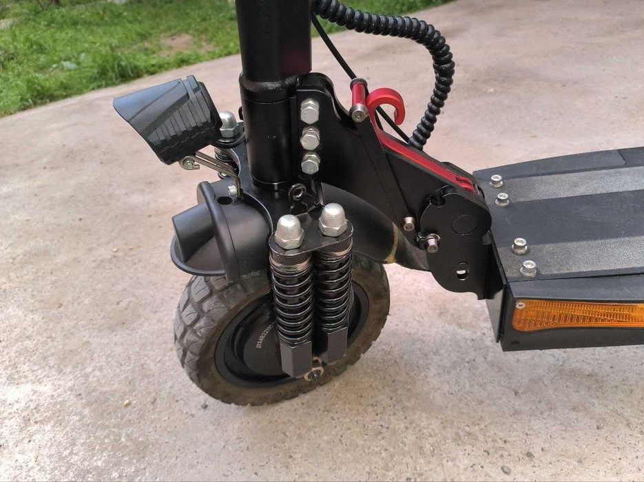 Электросамокат Skill Max H7 + два разных седла и быстрая зарядка