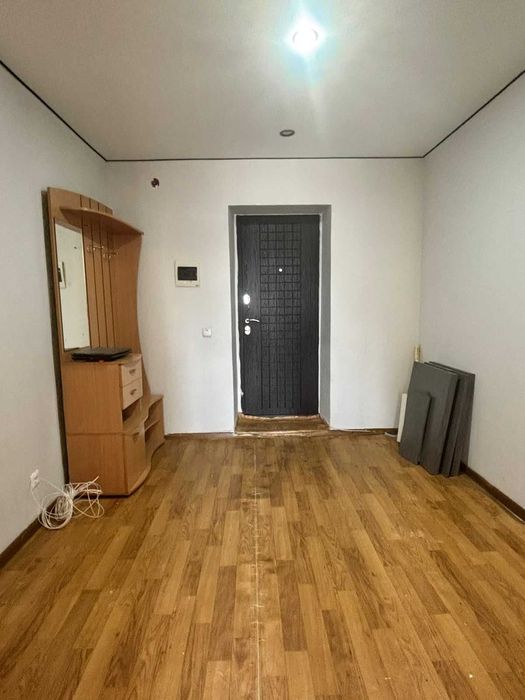 Продам 2 комнатную квартиру