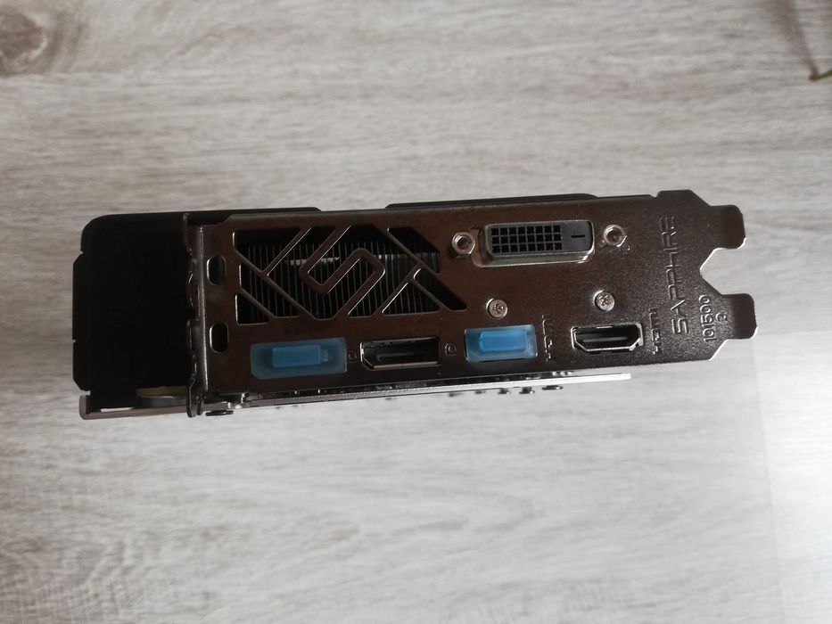 Видео карта Sapphire NITRO+ RADEON RX 570, 8GB GDDR5