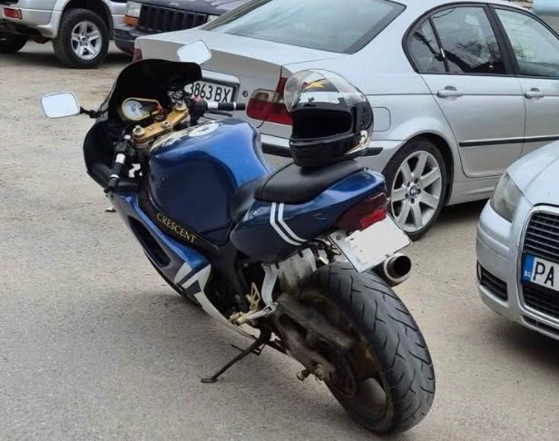 Suzuki GSX-R 600 K2 на ЧАСТИ / gsxr к2 600