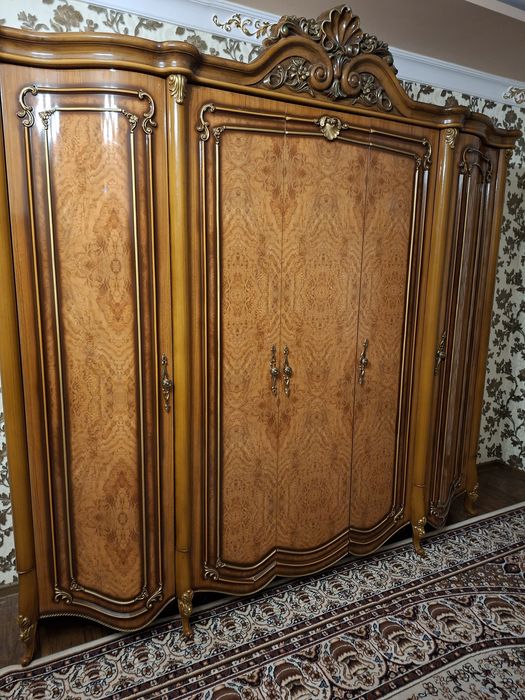 Dubayiski spalni garnitur