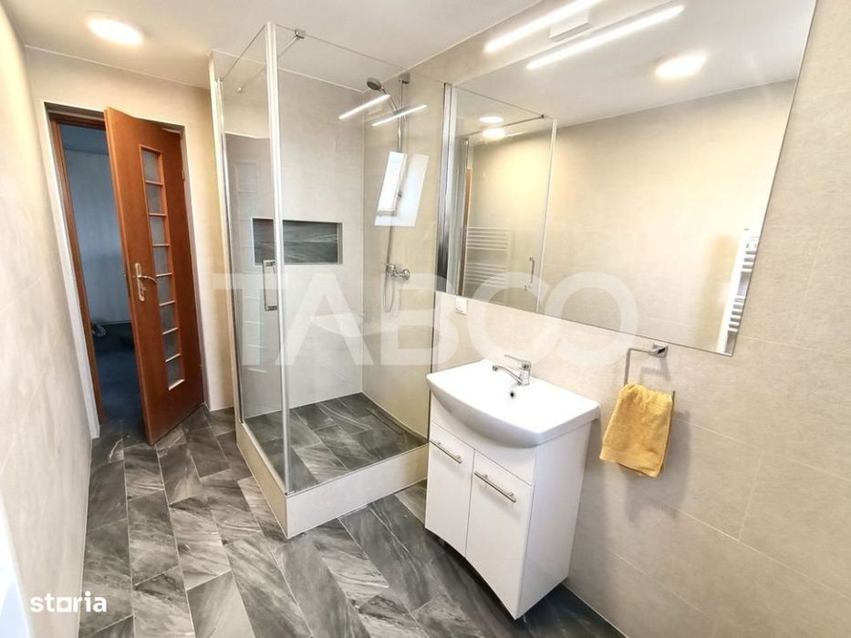 Apartament cu 3 camere de vanzare Gheorgheni