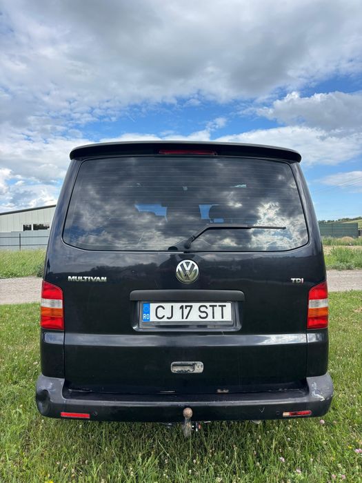 VOLKSWAGEN Multivan 0 — imagine 3