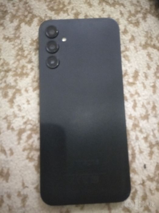 Samsung 14A yaxshi sastayanasi 128 g zaryadi yaxshi ketadi