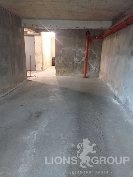 Продава се Тристаен апартамент в Варна, Възраждане 3 - 90 кв.м за 1556 €/кв.м - Снимка #20