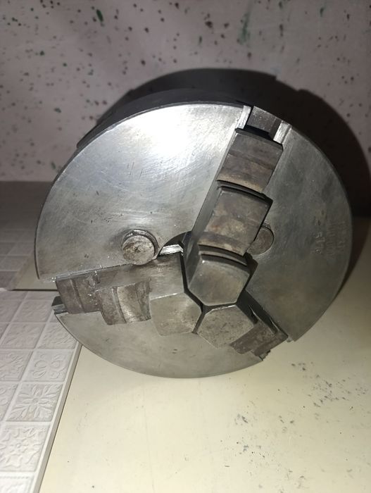 Сотилади токарный станок учун патрон,D-200