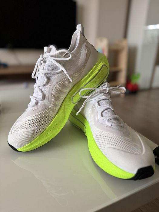 Спортни обувки PHANTOM 4 Under Armour