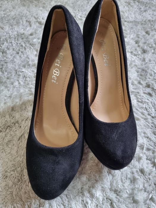 Pantofi negri, marimea 38