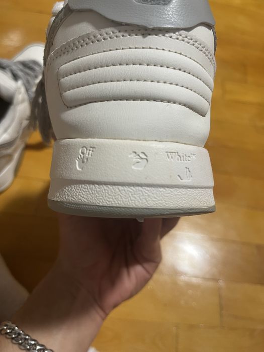 Off-White Out Off office