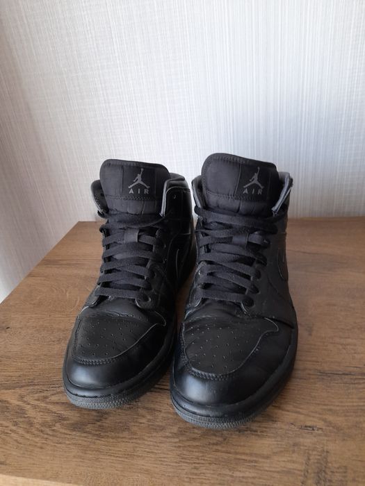 Jordan 1 Retro кецове 44 номер.