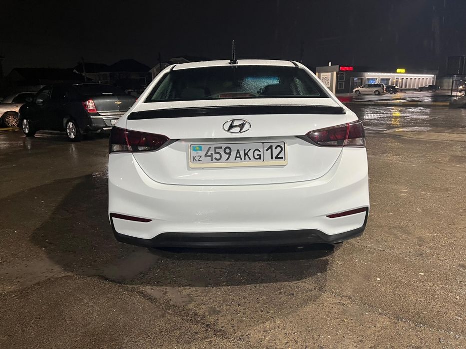 Hyundai accent 2019