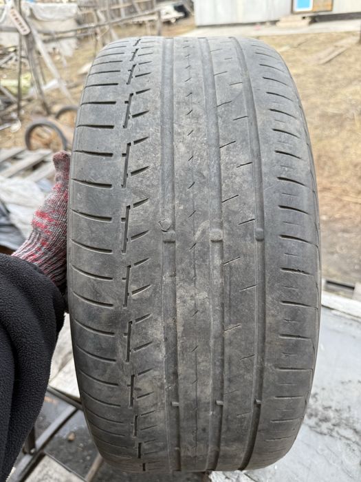 Продам шины 235/45/18