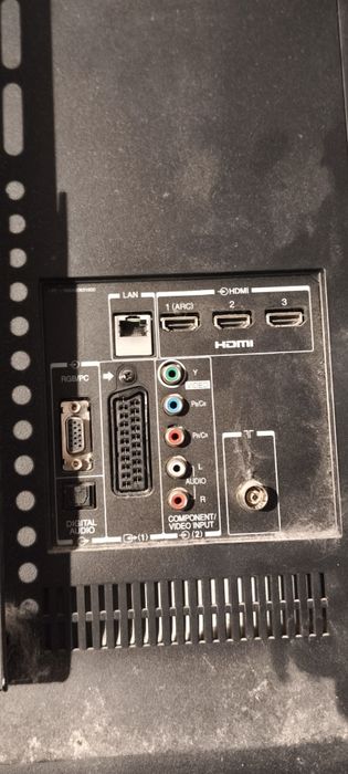 Телевизор Toshiba 3D