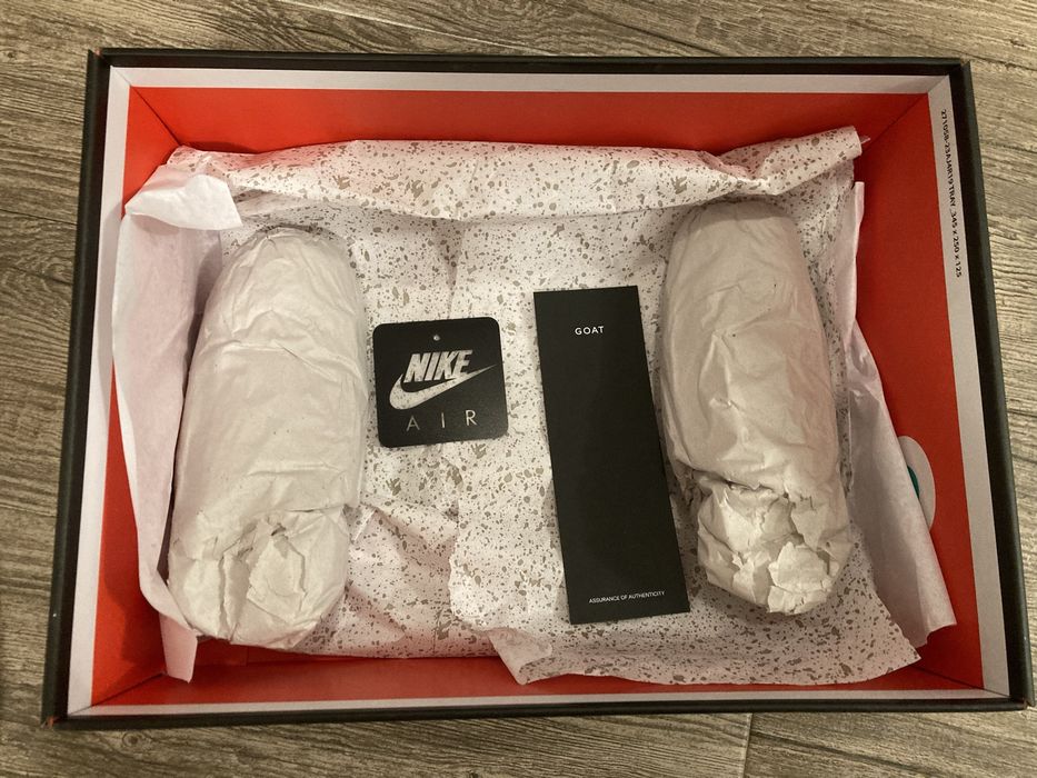 Air Jordan 4 Bred Reimagined