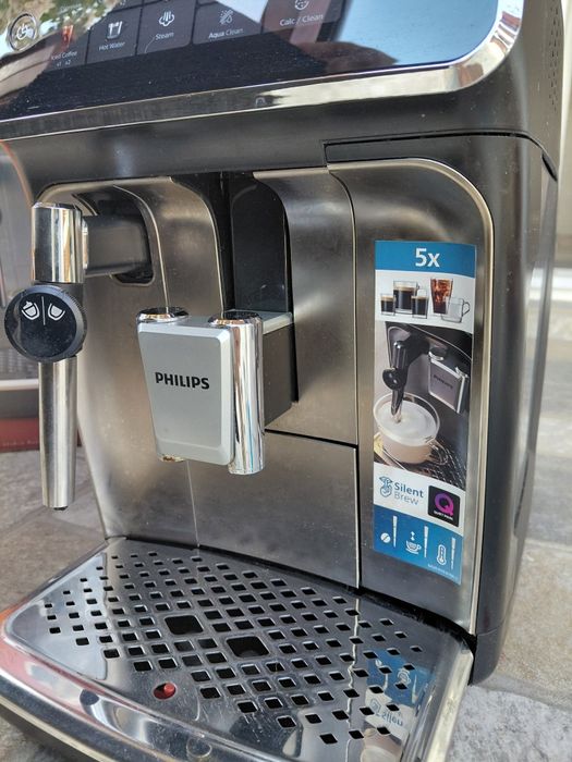 Espressor automat Philips EP3326/90