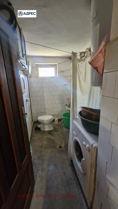 Къща в Плевен, област-с.Брестовец площ 190 цена 110000