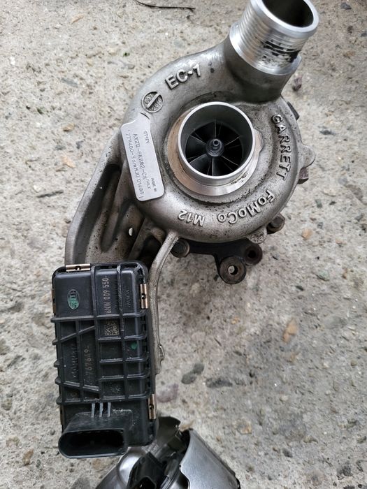 Турбина за ланд ровер 3.0дизел + актуатор за малката турдина