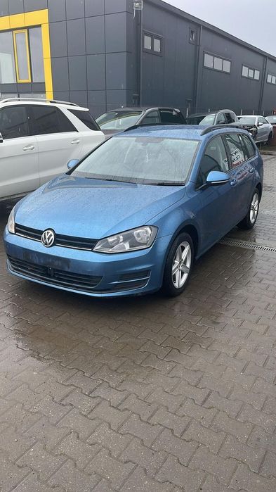 Dezmembram Volkswagen Golf 7 Break 1.6 diesel din 2016