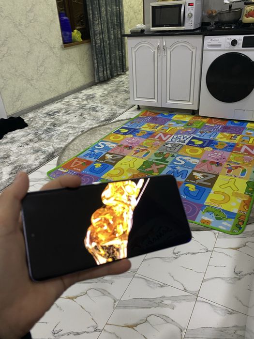 Redmi note 13 pro plus+ 5g holati yaxshi ochilmagan uata kormagam zor