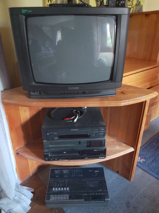 Запазени Офис-Бюра и други