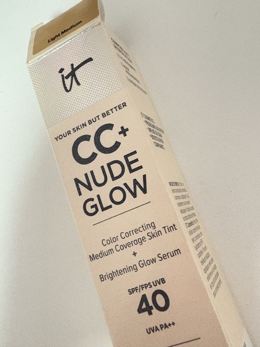 Фондютен на IT cosmetics за твоето ежедневие