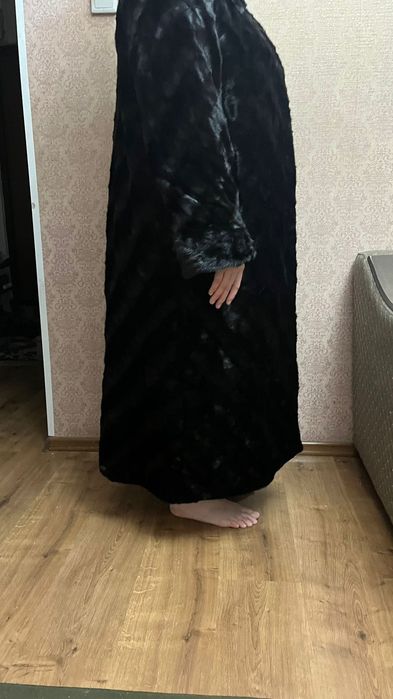 Продам норковую шубу