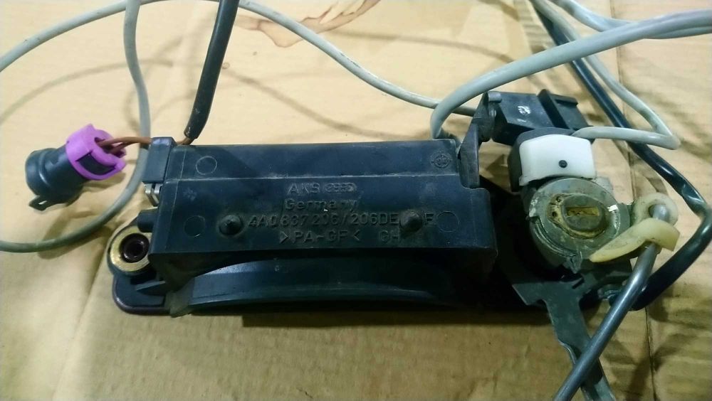 Ручка двери левая АУДИ А6