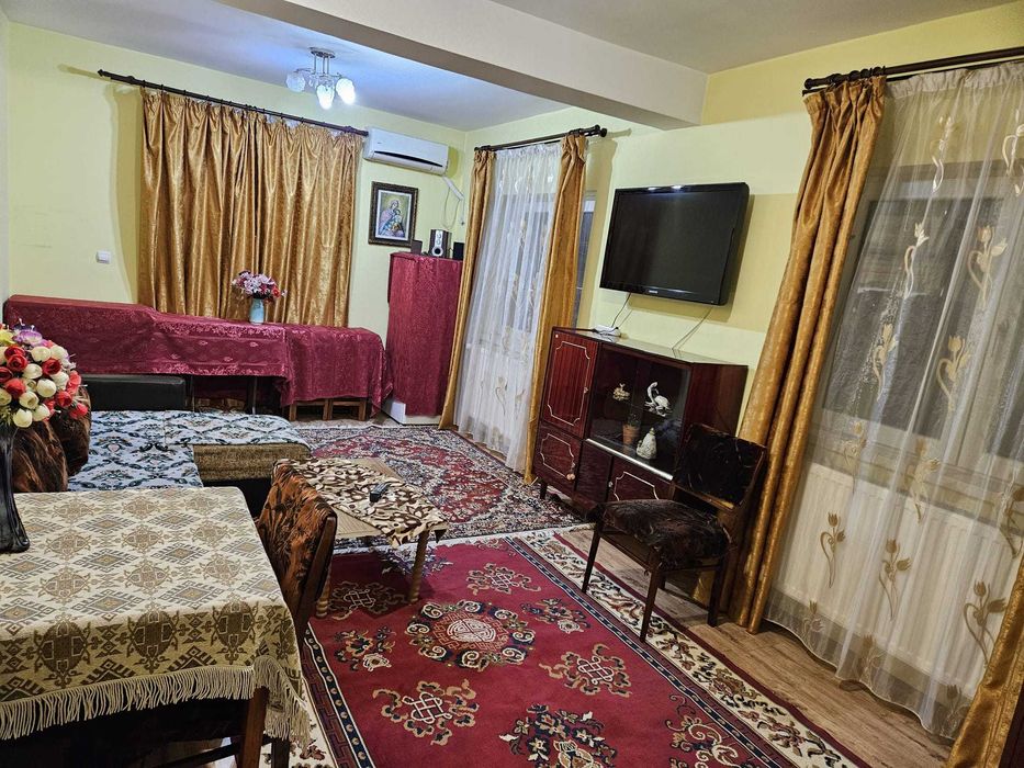 garsoniera de inchiriat Rahova- Teius