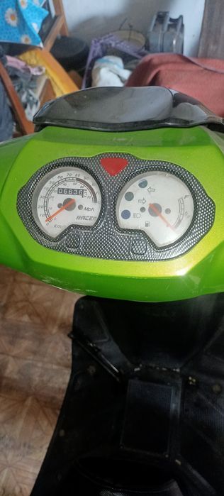 Продам скутер "RACER"