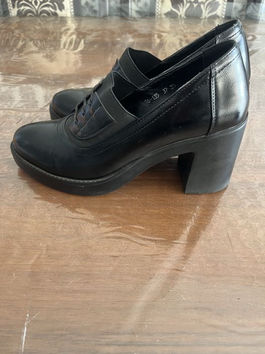 Туфли женские черные