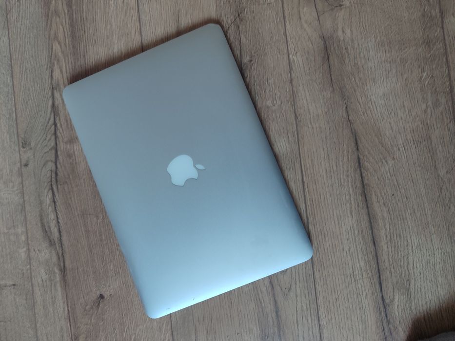 Macbook 2017 Model A1466 EMC 3178