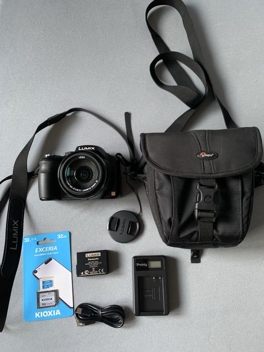 Aparat Foto Digital PANASONIC Lumix DMC-FZ200, 12 MP, Leica DC Vario