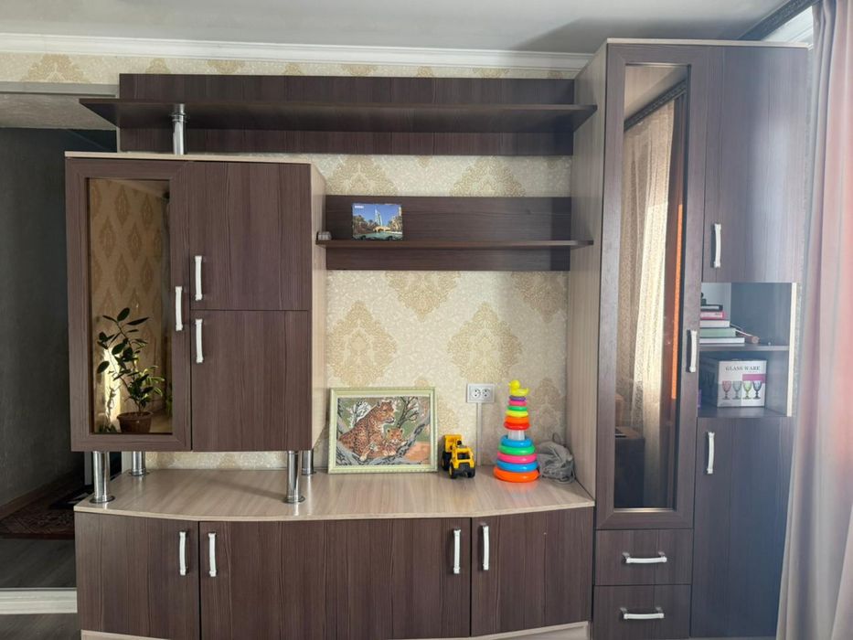 Шкарфы    / Стенка