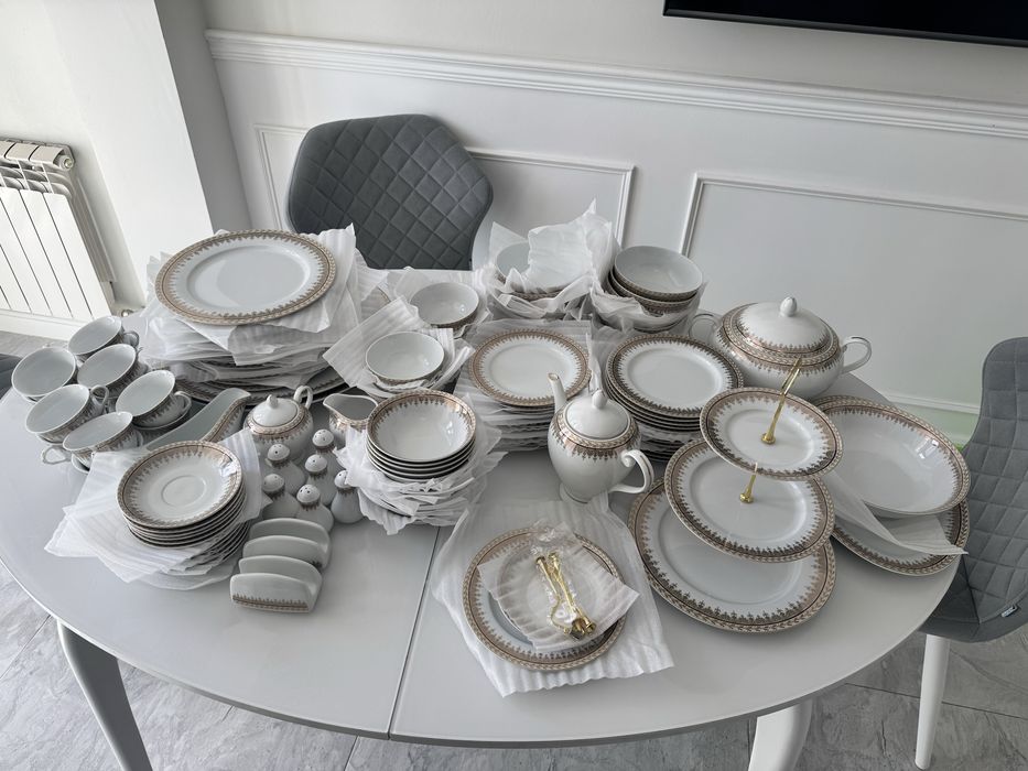 Продам сервиз на 12 персон