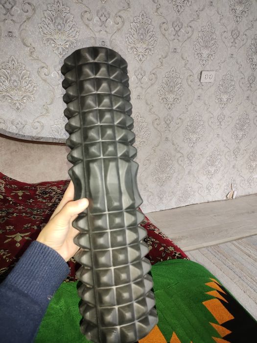 Массажный валик продам
