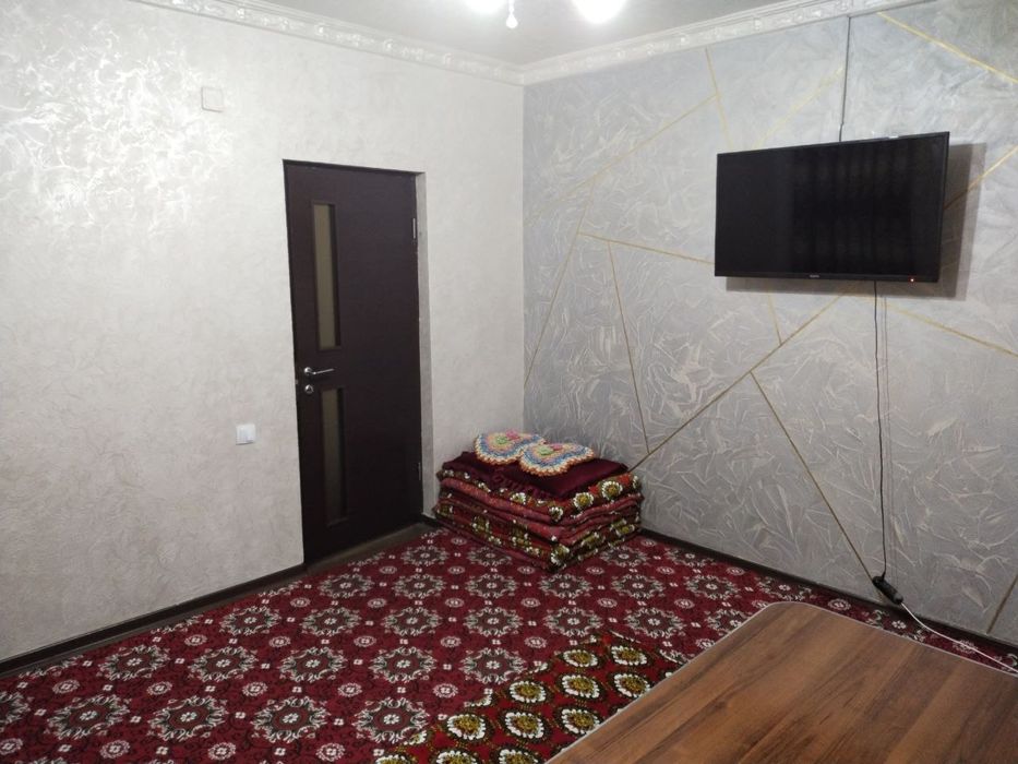 Намунали катеж сотилади 200 м2