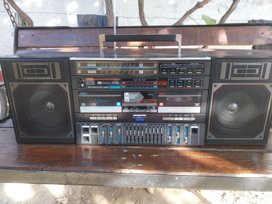 Vând radio dublu casetofon boombox elite electronic RR5665 Craiova