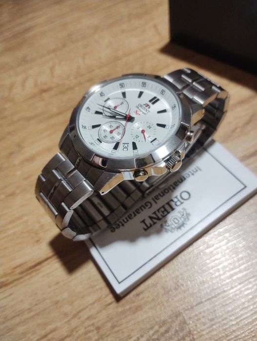 Нов часовник"Orient"