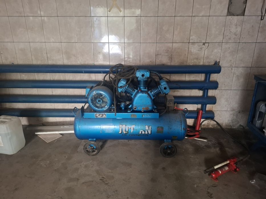 Продам СТО гараж