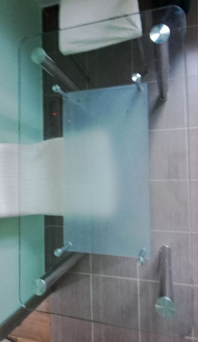 Vand masa de bucatarie sticla