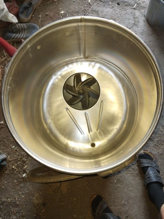 Продам стиральную машину.