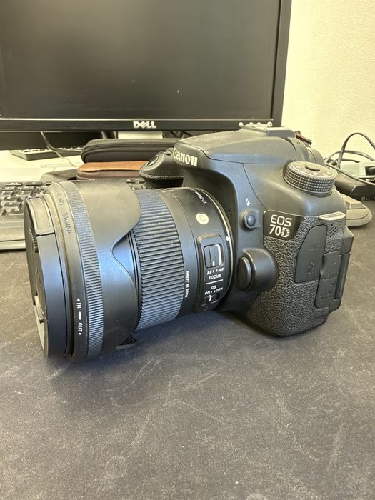 Canon EOS 70D DSLR