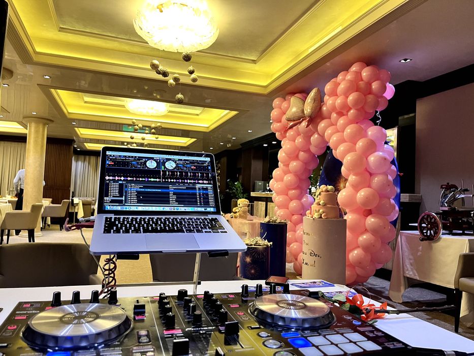 DJ Sensation /Атанас Кръстев/ Професионален Диджей