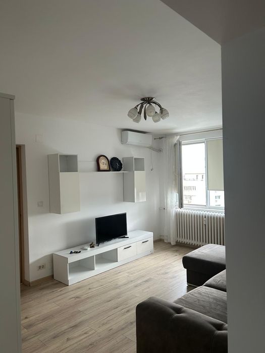 3 trei camere de vânzare în Colentina