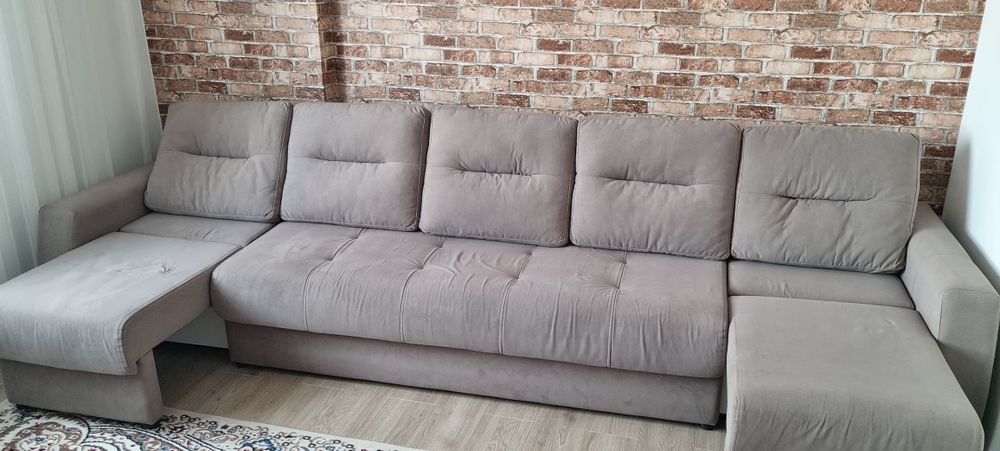 Продам диван 4 метровый