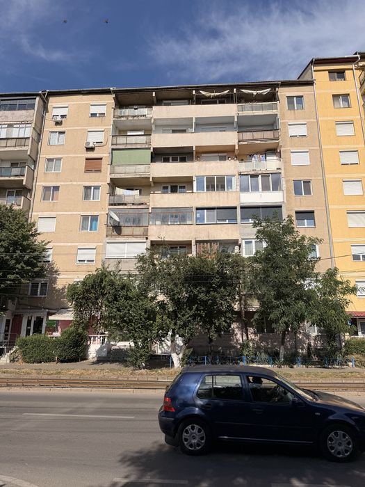 Inchiriez Apartament 3 camere coposu