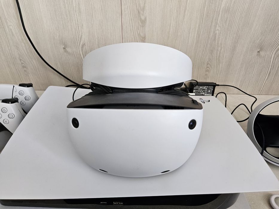 Bundle Complet PlayStation 5 + PlayStation VR2 | Accesorii incluse