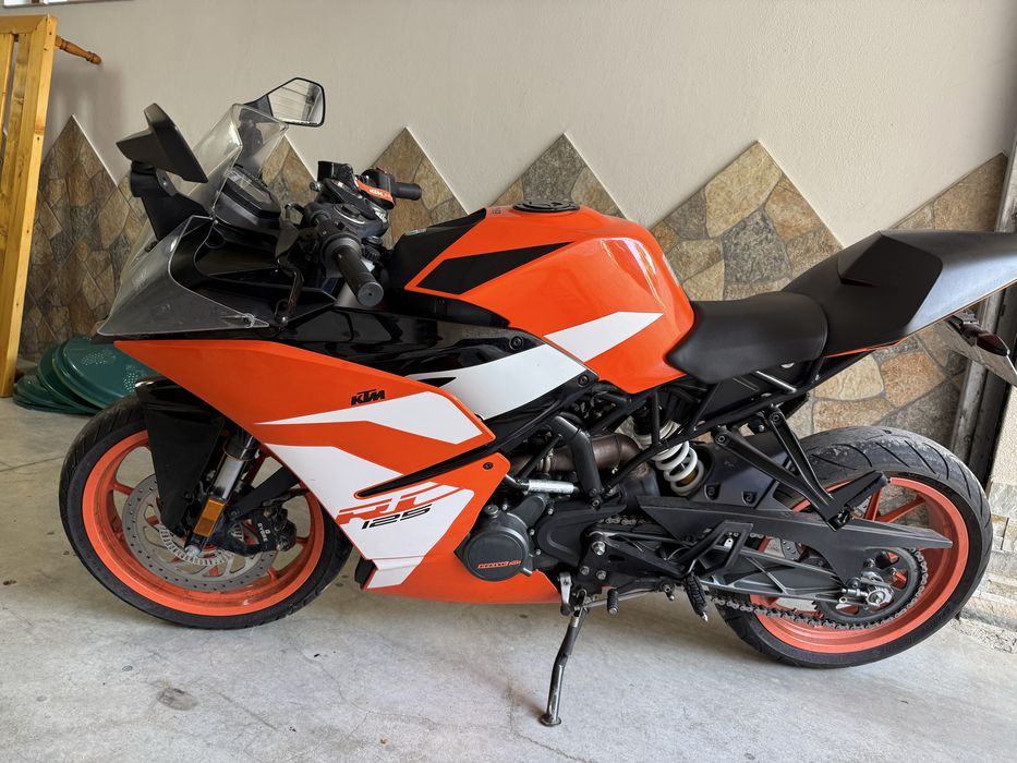 Ktm rc 125 2017.