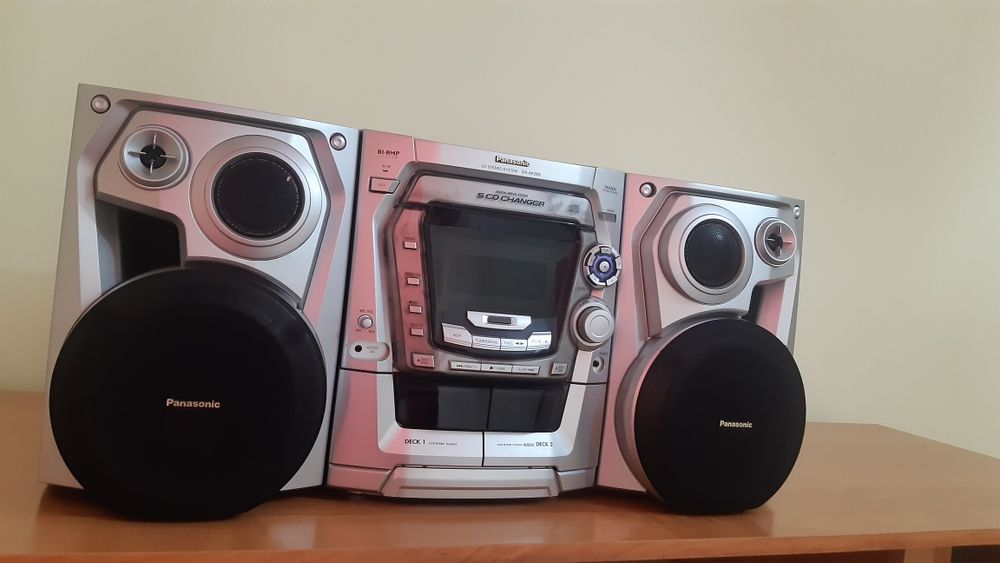 Музыкальный  центр  Panasonic