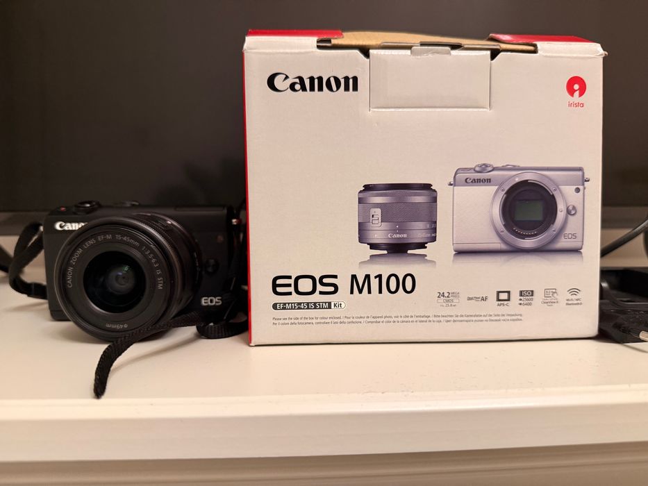 Aparat foto CANON M100
